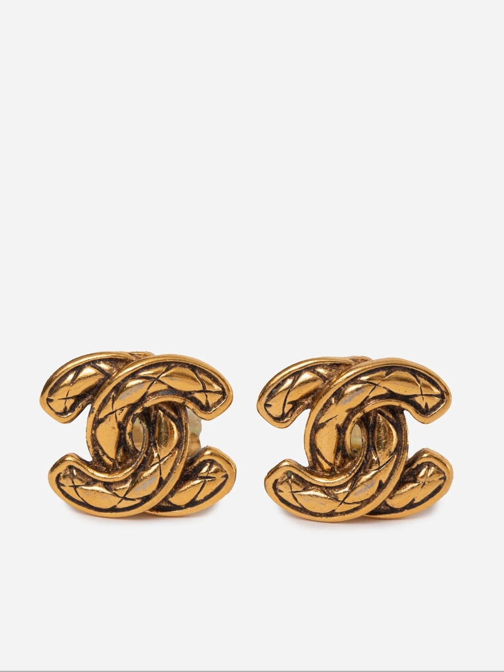 Pre-Owned CHANEL 80's CC Quilted Earrings Clip-On